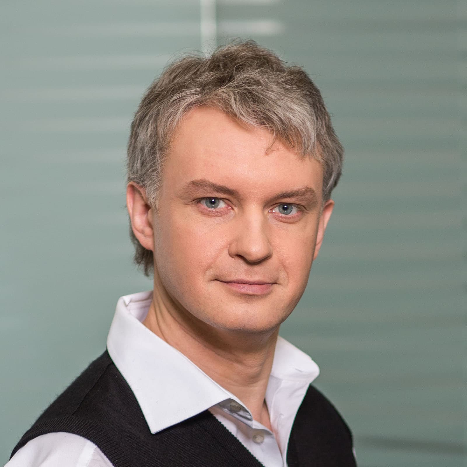 Александр Салтанов